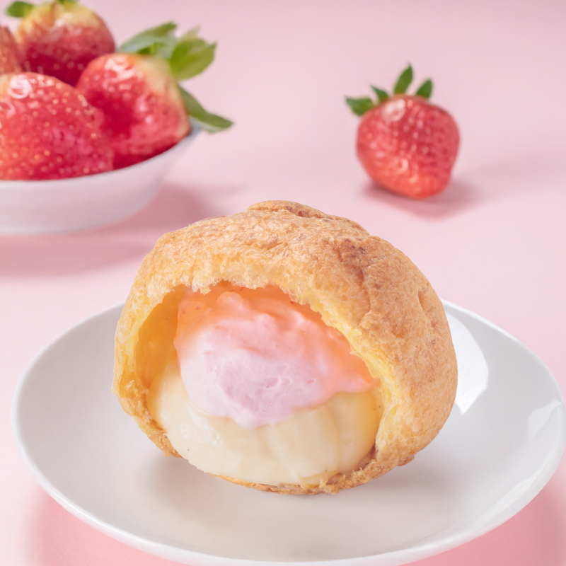おいしさとろけるシュークリーム　あまおう苺